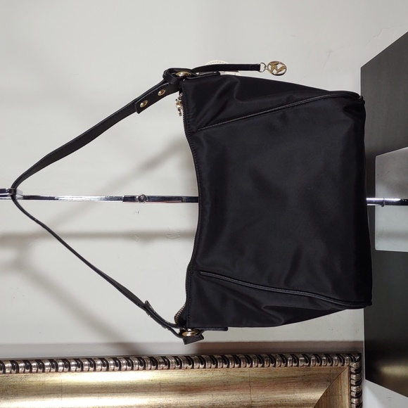 Real Simple Style Nylon Hobo/Crossbody Bag - Picture 4 of 13